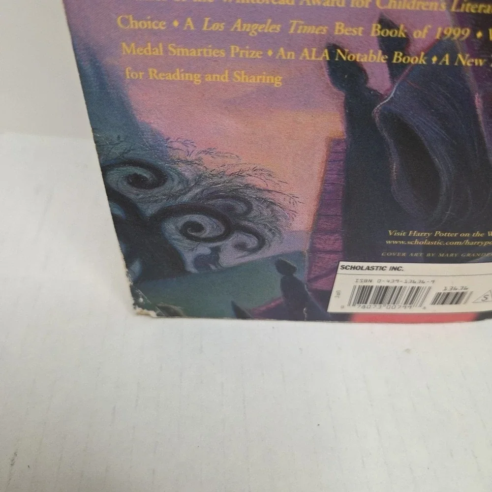 Harry Potter And The Prisoner Of Azkaban - Paperback By J.K. Rowling - VERY GOOD